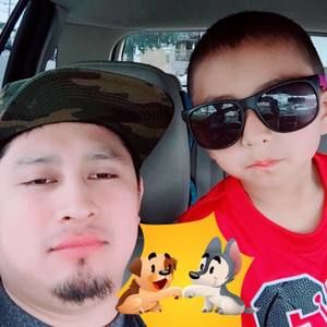 Meet your Posher, Leo ezgar